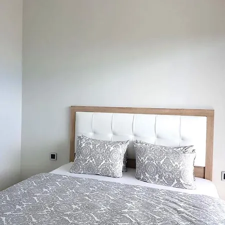 Luxurious With Epic Facilities And Stunning Views - Parking - Wifi *